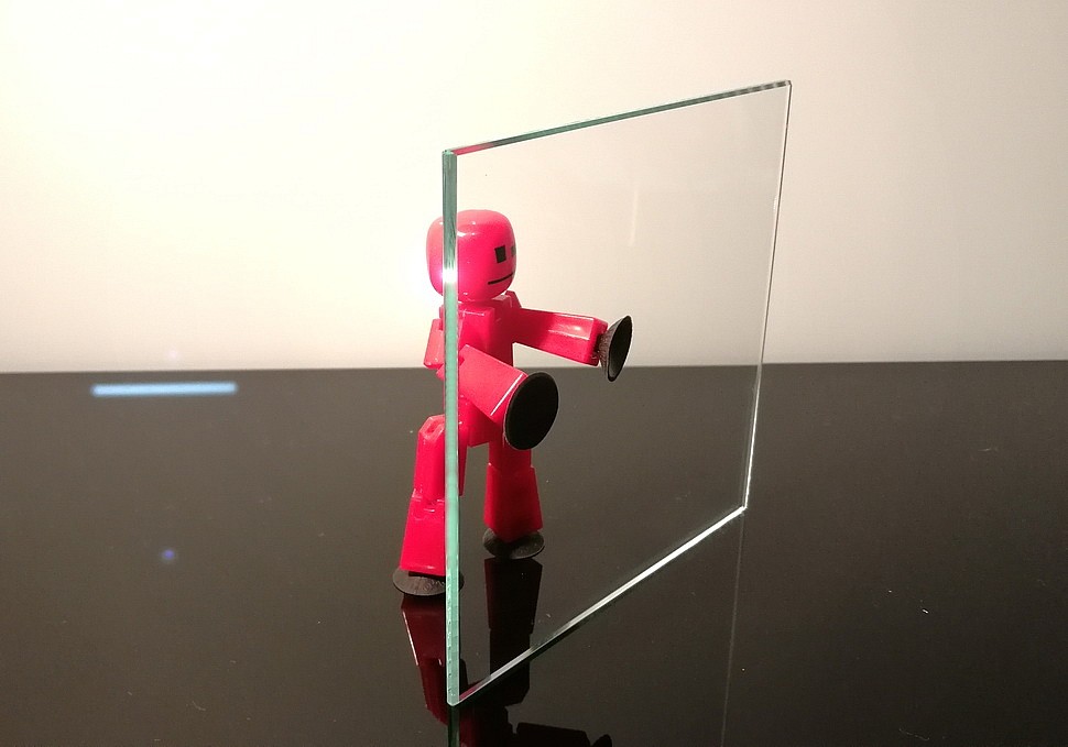 Low Iron Ultra Clear Glass - True Color® - 3 мм.